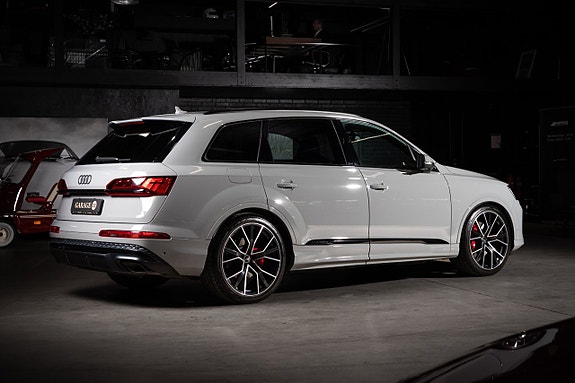 Audi Q7 6 of 30