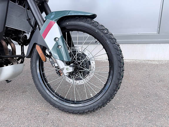 Kawasaki KLE500SE 7 of 12
