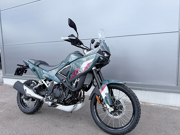 Kawasaki KLE500SE 2 of 12