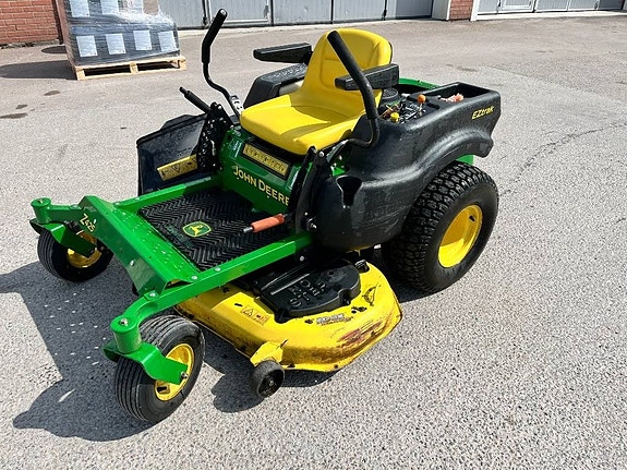John Deere Z 425