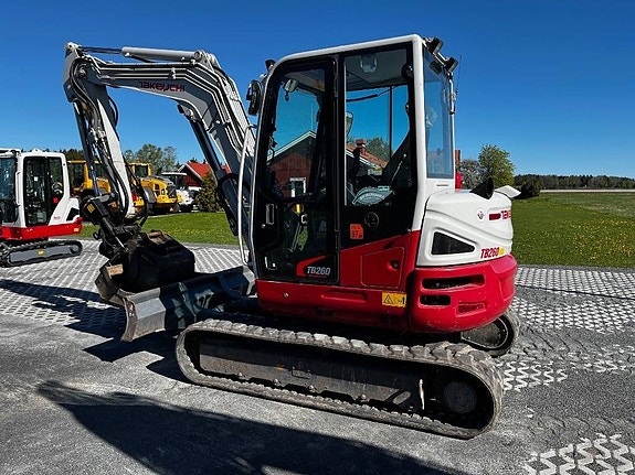 Takeuchi TB 260