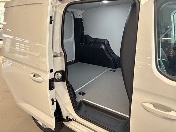 Volkswagen Caddy 16 of 17