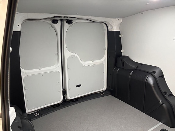 Volkswagen Caddy 17 of 17