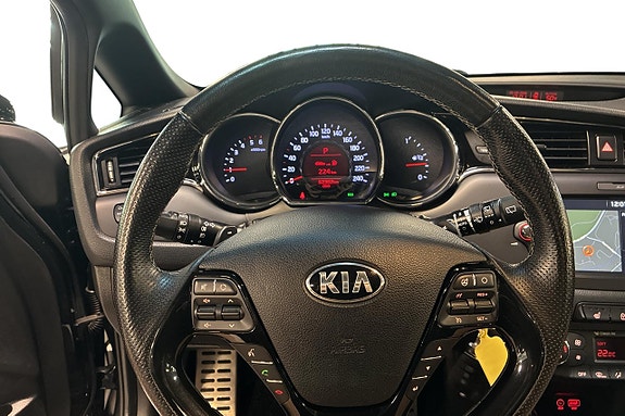 Kia Ceed 12 of 22