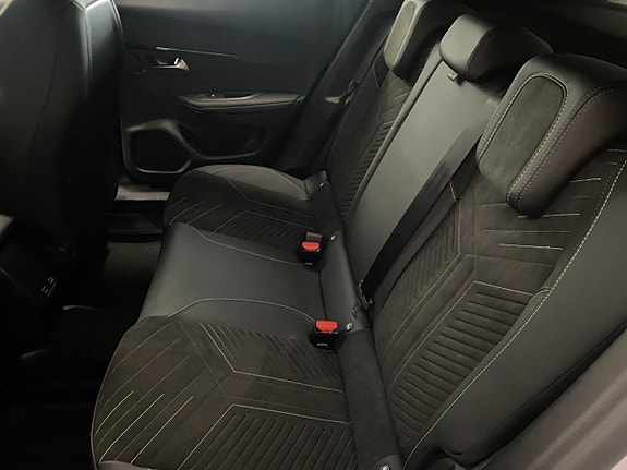 Peugeot 2008 6 of 11