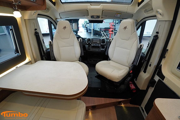 Rapido V68 Långbädd 140hk Automat 4250kg Dieselpanna 10 of 21