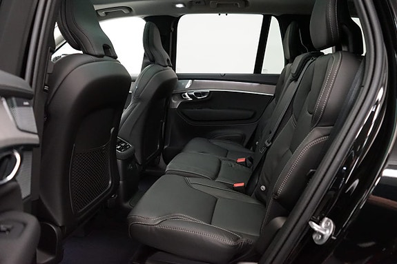 Volvo XC90 6 of 23