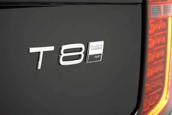 Volvo XC90 19 of 23