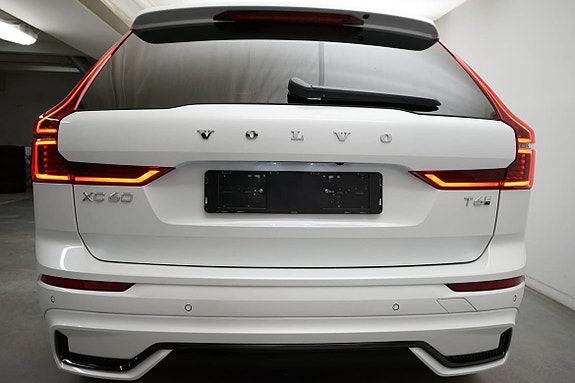 Volvo XC60 17 of 20
