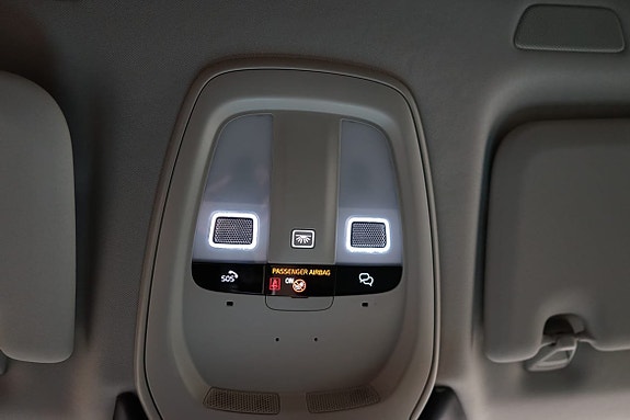 Volvo XC60 14 of 20