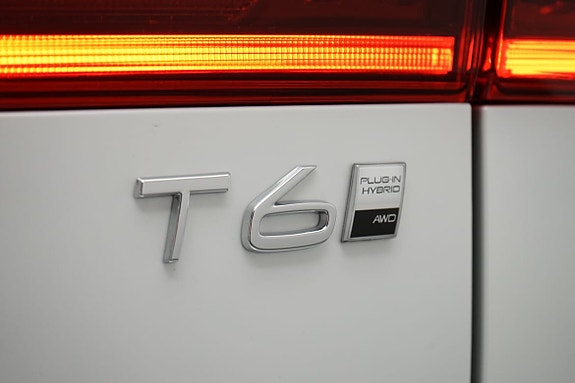 Volvo XC60 16 of 20