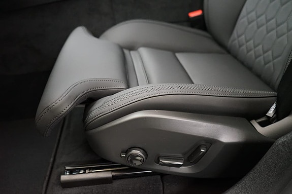 Volvo XC60 10 of 20