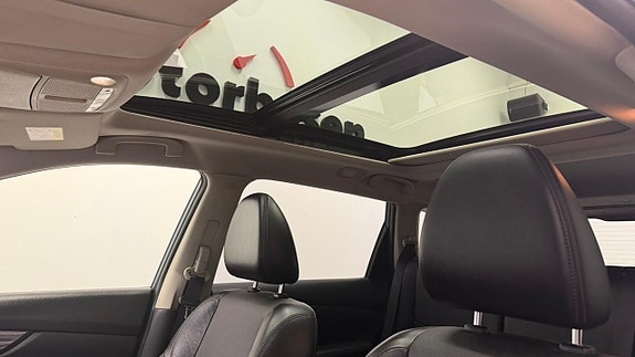 Nissan X-Trail 11 of 14