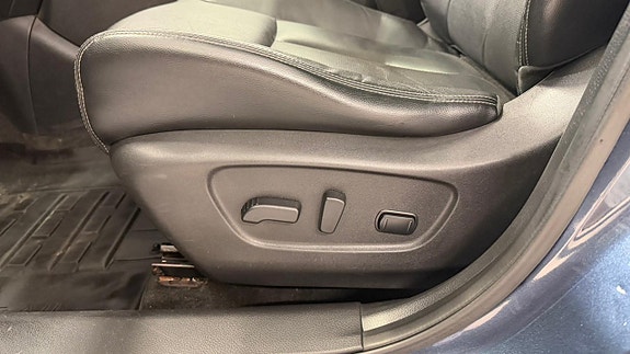 Nissan X-Trail 12 of 14