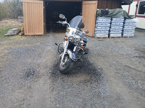 Kawasaki Vulcan 1600 Classic 3 of 5
