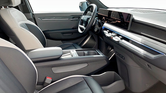 Kia EV9 3 of 5