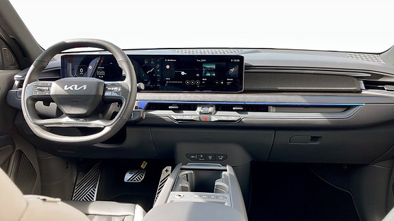 Kia EV9 4 of 5