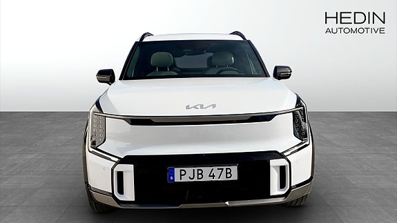 Kia EV9 8 of 13