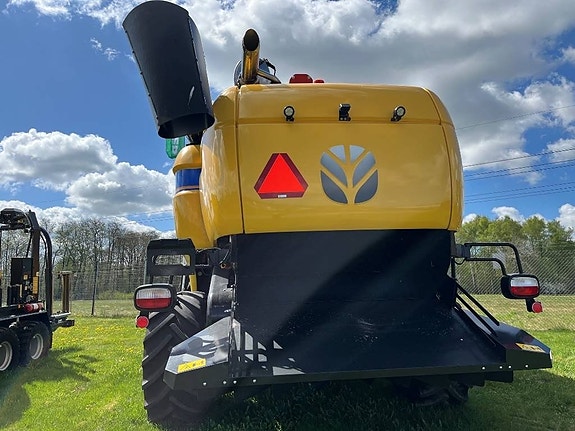 New Holland CX8.70 FS 5 of 5