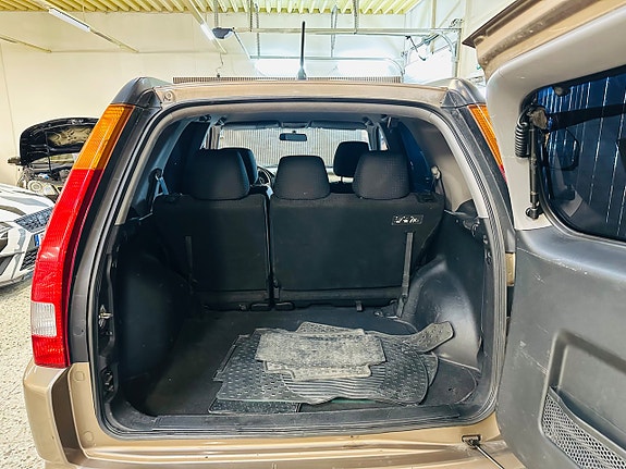 Honda CR-V 8 of 15