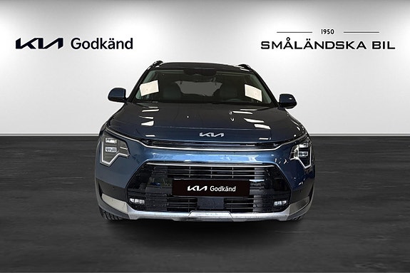Kia Niro 2 of 16