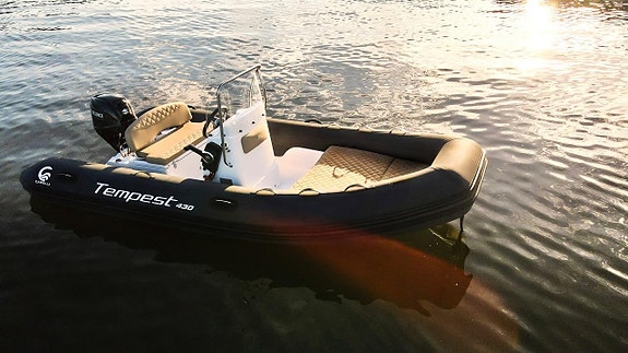 Capelli Tempest 430 SWE (2022)- Suzuki DF 30 ATL RIBVECKA! V
