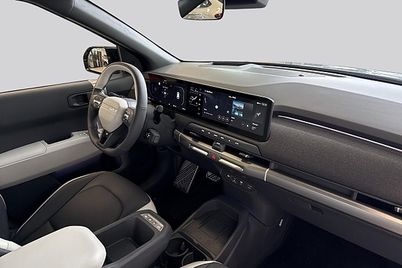 Kia EV3 11 of 17