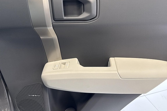 Kia EV3 15 of 17