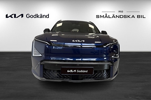 Kia EV5 2 of 15