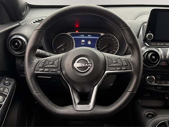 Nissan Juke 11 of 30
