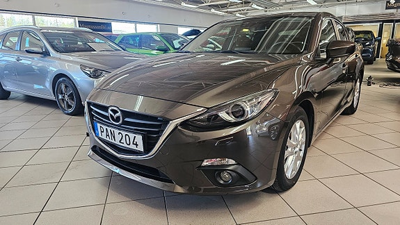 Mazda 3 3 of 5