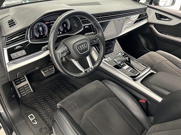 Audi Q7 14 of 27