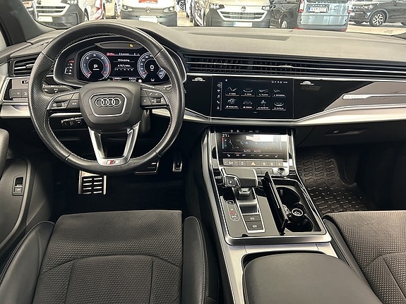 Audi Q7 15 of 27
