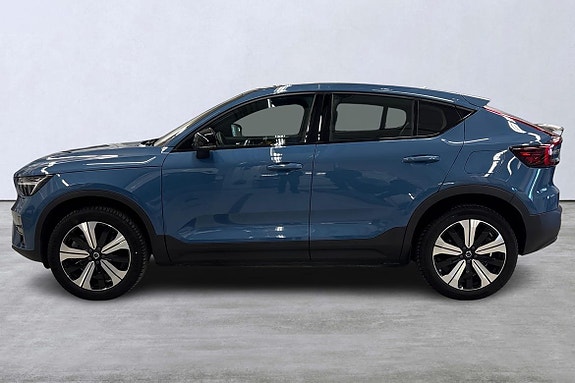 Volvo C40 2 of 5