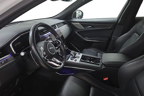 Jaguar F-PACE 14 of 20