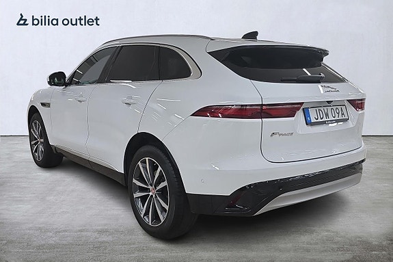 Jaguar F-PACE 5 of 20