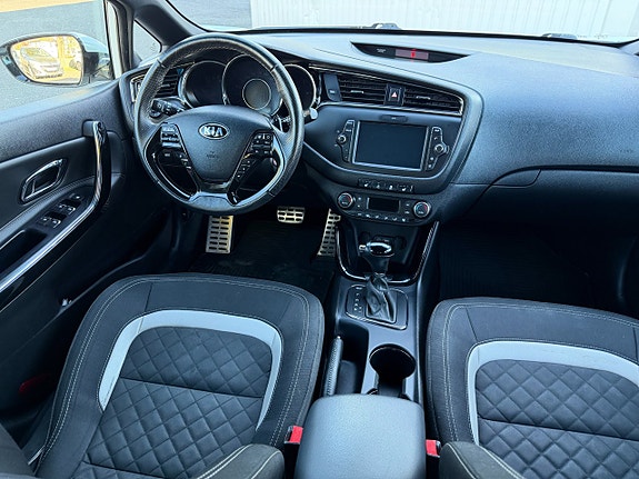 Kia Ceed 13 of 19