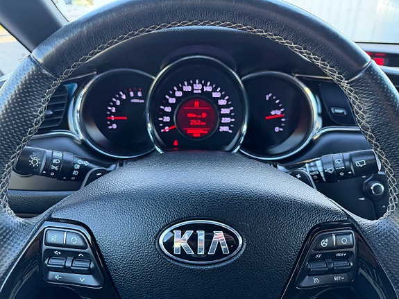 Kia Ceed 19 of 19