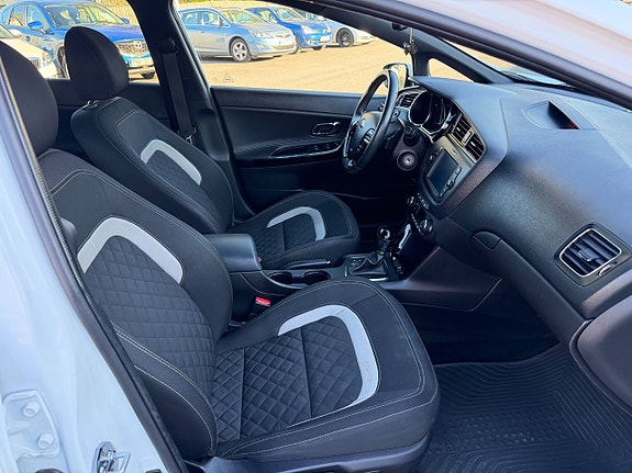 Kia Ceed 11 of 19