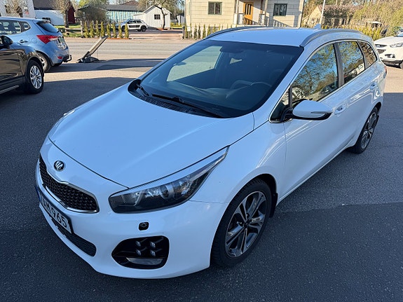 Kia Ceed 2 of 19
