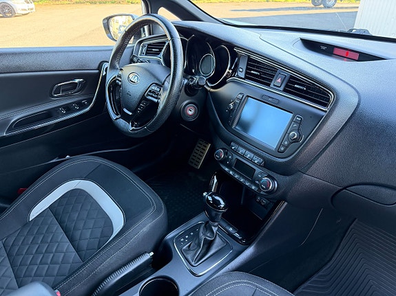 Kia Ceed 12 of 19