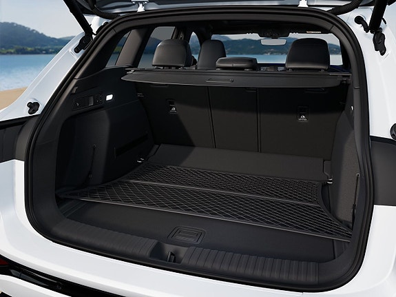 Audi Q6 e-tron 10 of 10