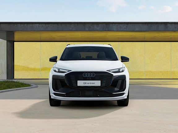 Audi Q6 e-tron 2 of 5