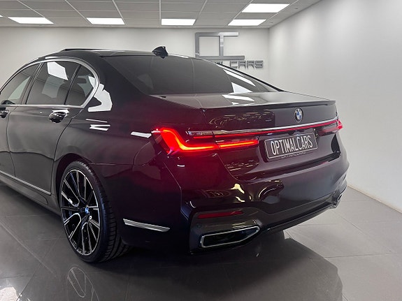 BMW 745Le 20 of 20