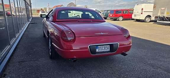 Ford Thunderbird 8 of 27