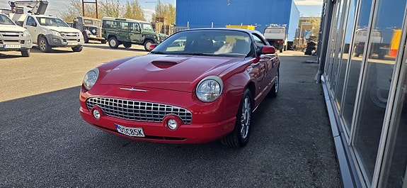 Ford Thunderbird 7 of 27