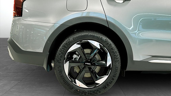 Kia Sorento 9 of 15