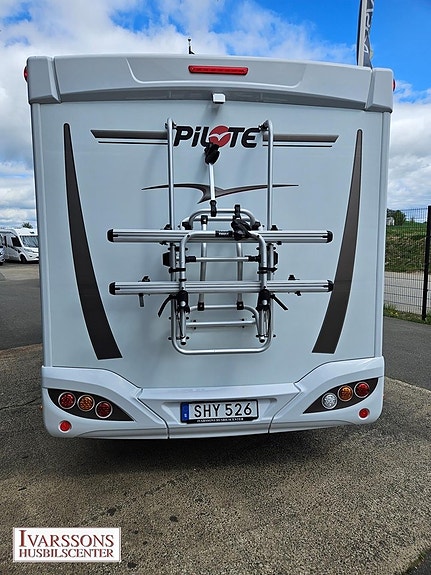 Pilote G 650 C / Quennsbed / 148hk / Ugn / Solcell 4 of 5