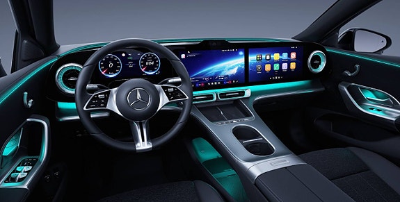 Mercedes-Benz C400 5 of 5