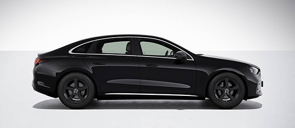 Mercedes-Benz C400 2 of 5